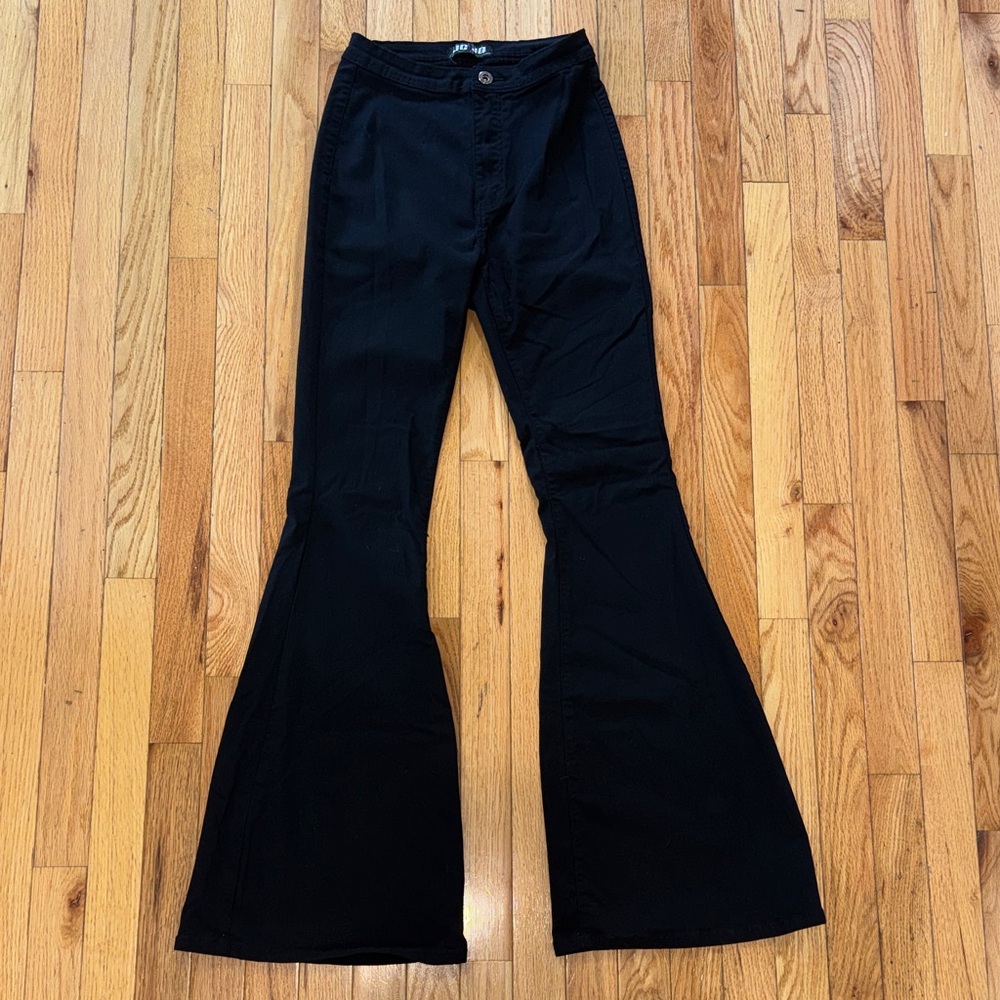 High-Rise Black Flare Jeans - Wide Leg